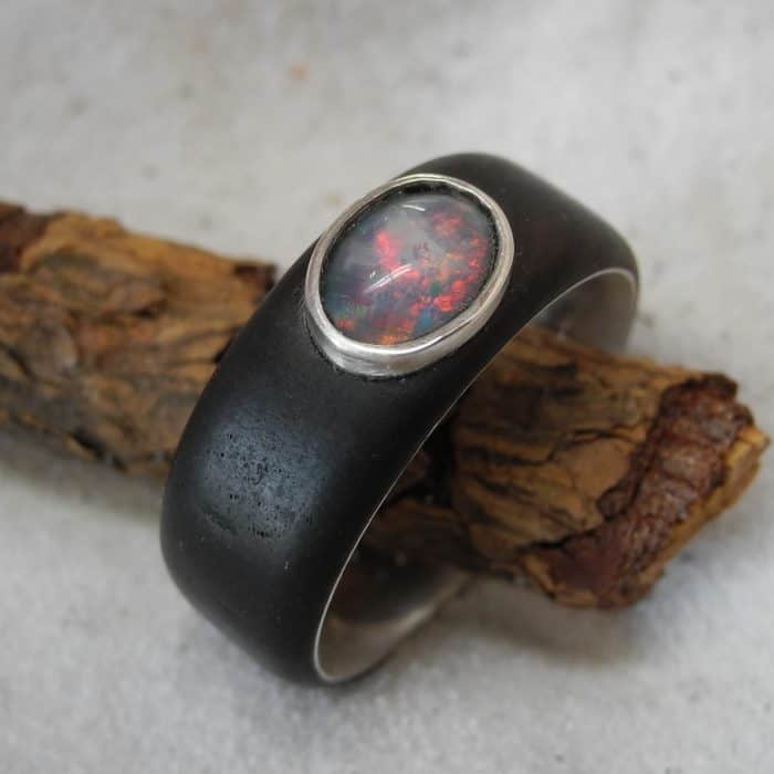 Palisanderholz_Unikatring_Grenadill_925-Silber_Opal_Goldschmiede_kleineRheinperle_Basel Palisanderholz_Unikatring_Grenadill_925-Silber_Opal_Goldschmiede_kleineRheinperle_Basel